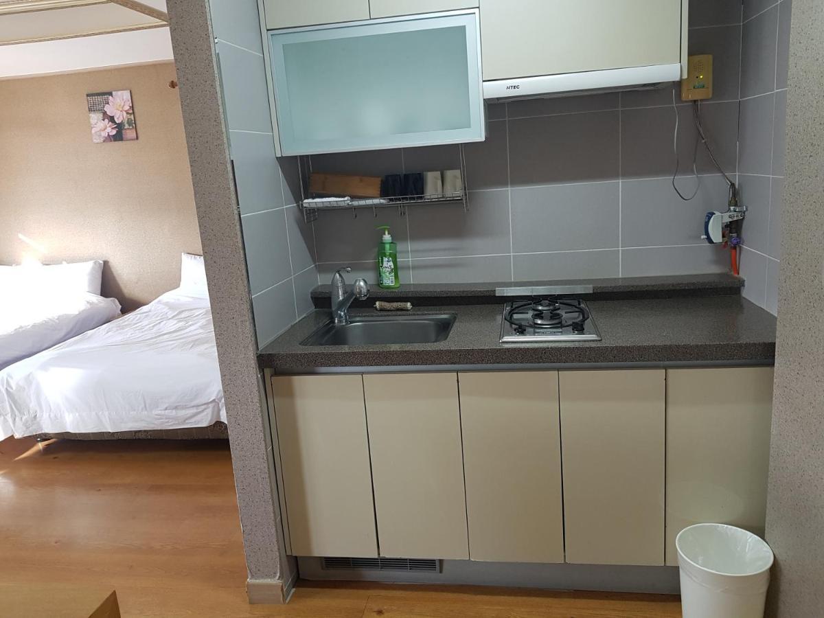 Jungmun Resort Jeju Seogwipo Extérieur photo