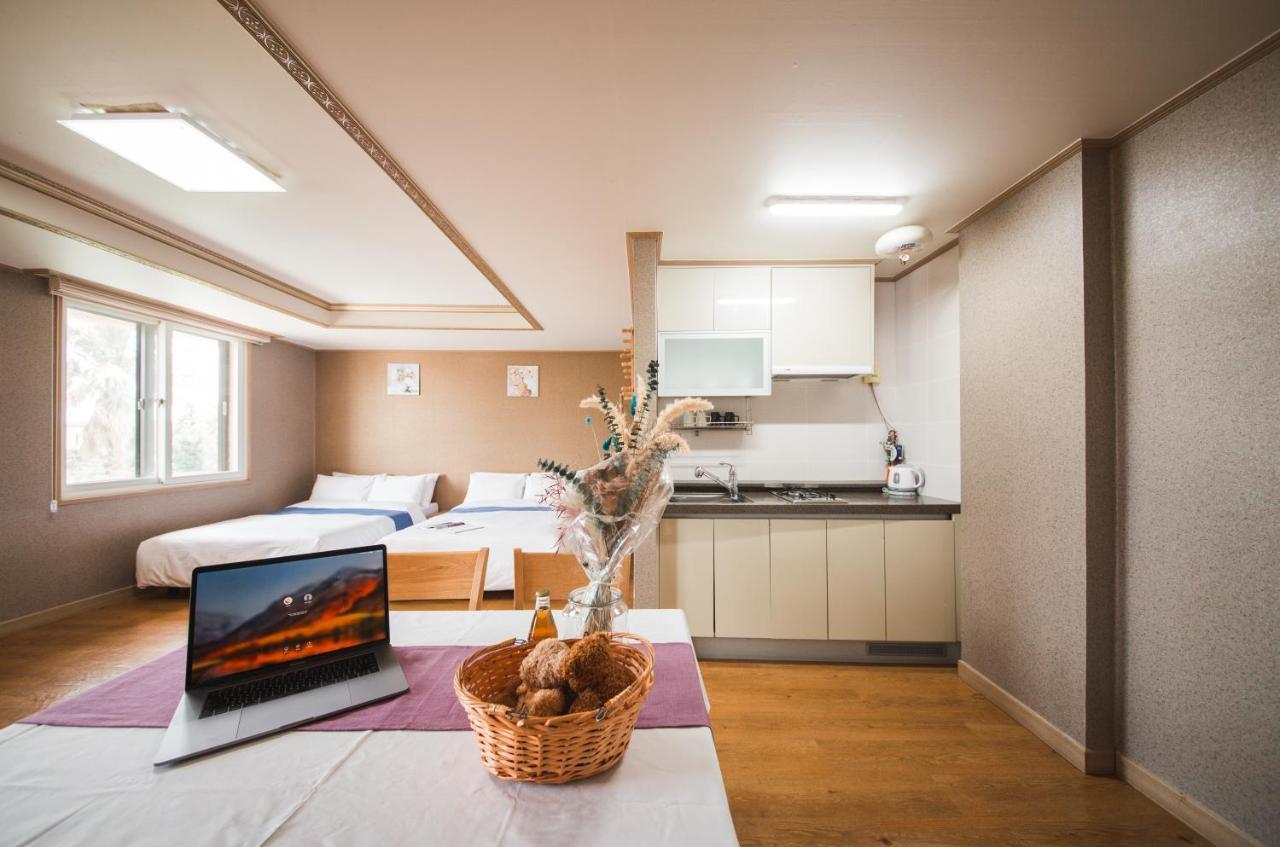 Jungmun Resort Jeju Seogwipo Extérieur photo
