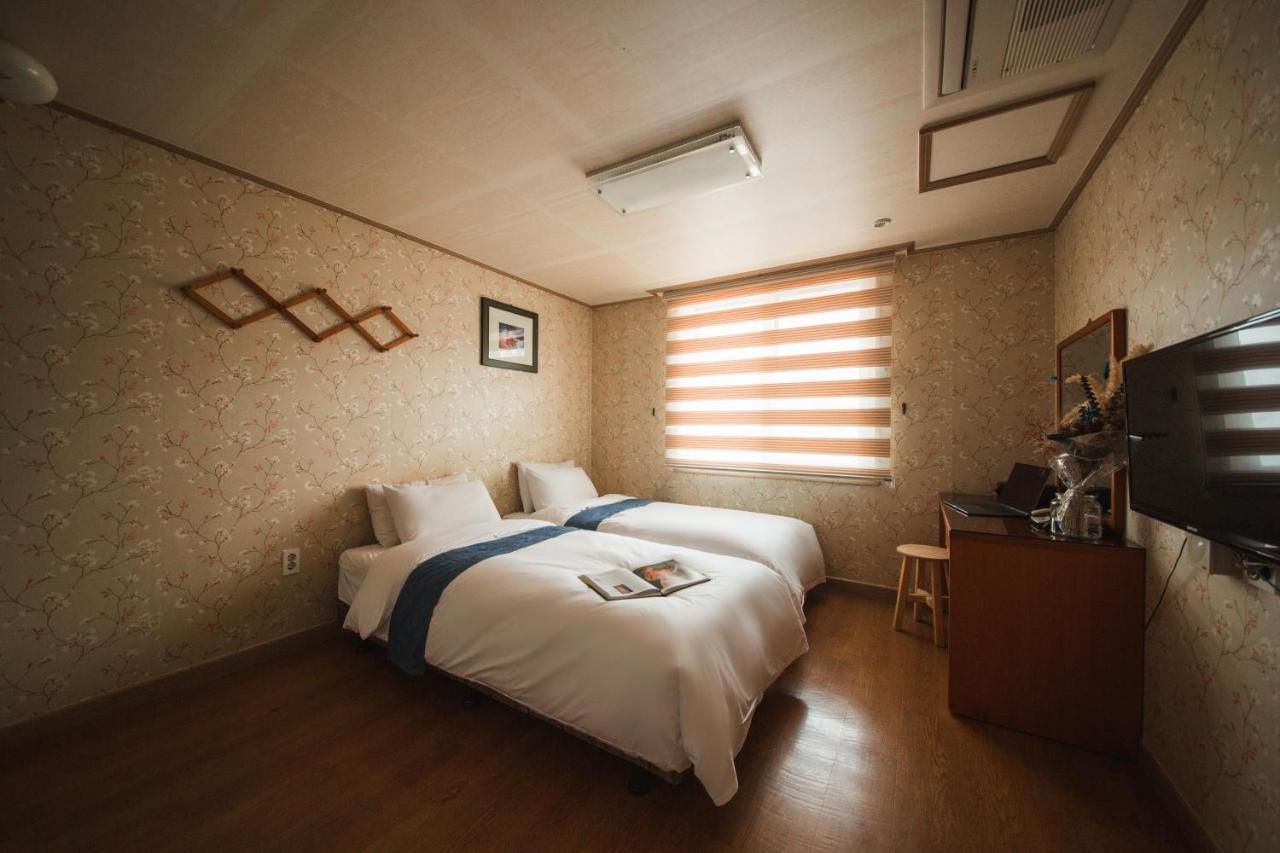 Jungmun Resort Jeju Seogwipo Extérieur photo